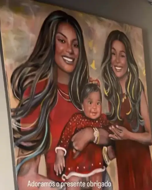 Ludmilla e Brunna Gonçalves com o retrato pintado por Ale Baggio