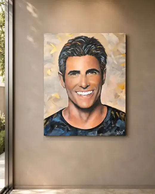 Reynaldo Gianecchini com o retrato pintado por Ale Baggio
